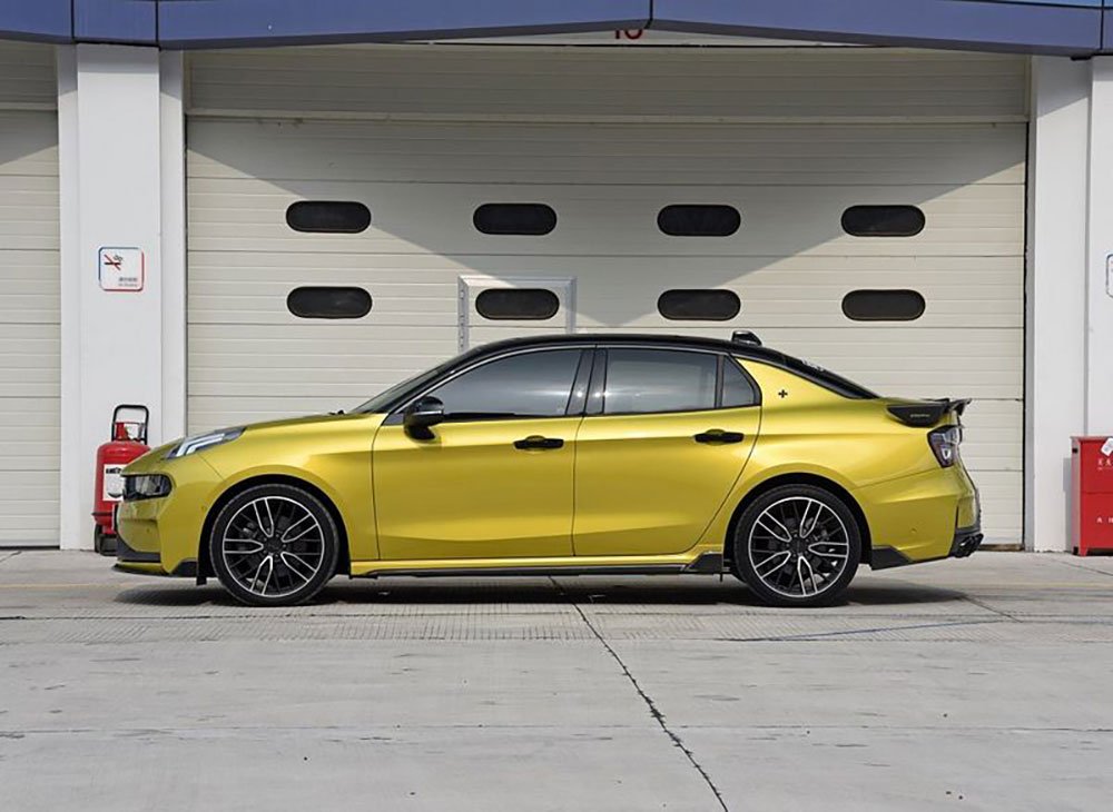 Lynk & Co 03