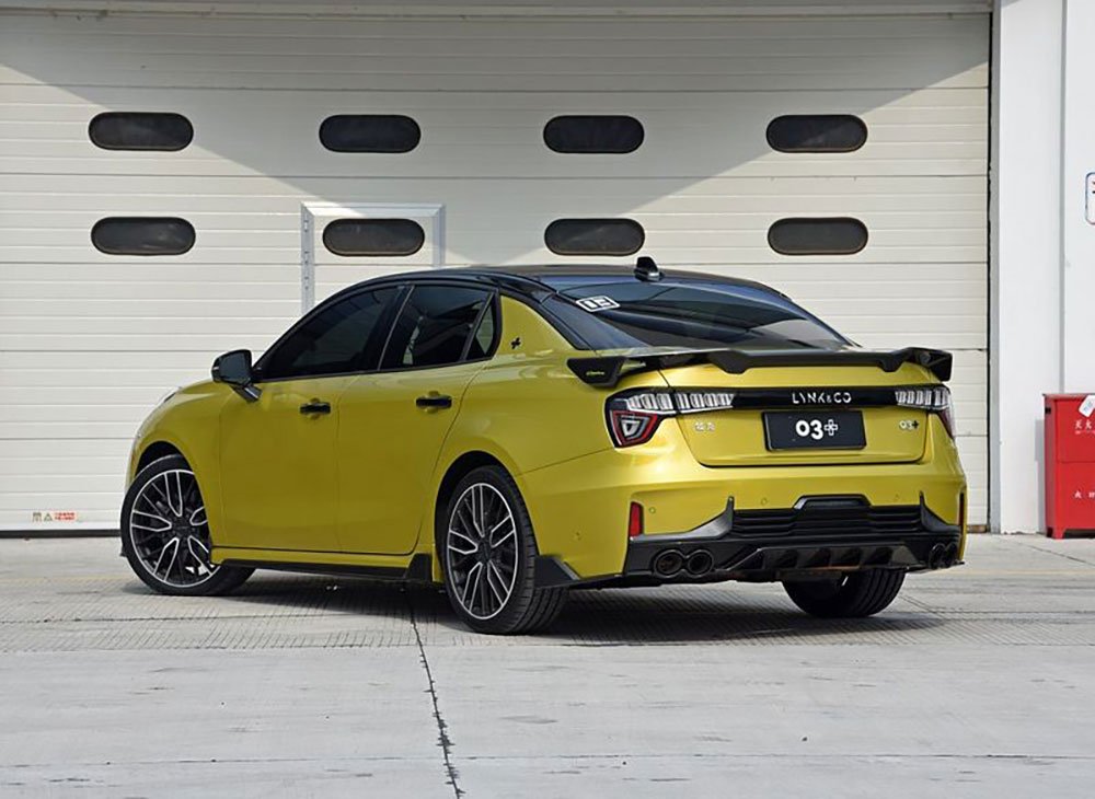 Lynk & Co 03