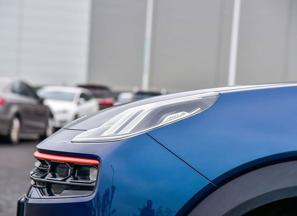 Lynk & Co 06