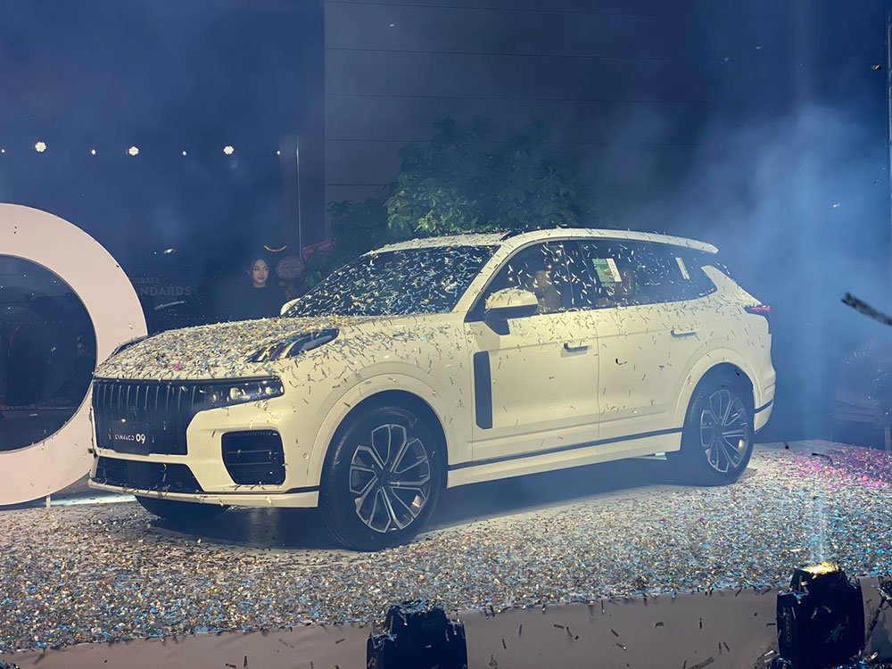 Lynk & Co 09