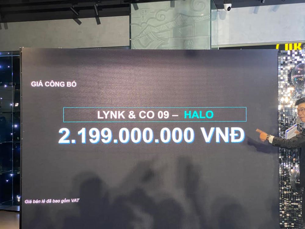 giá bán Lynk & Co 09